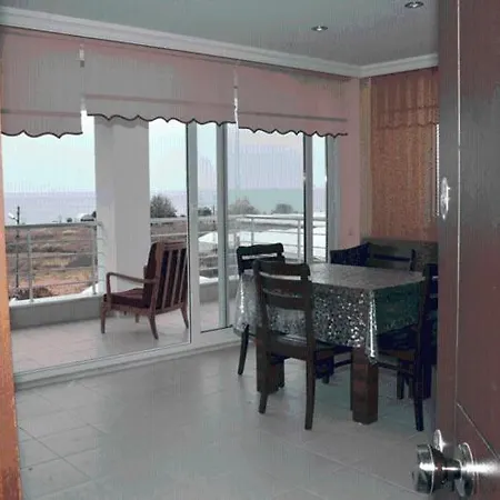 Apartament Ezgi Apart Karaoz
