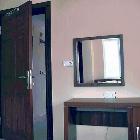 Ezgi Lejlighed Karaoz